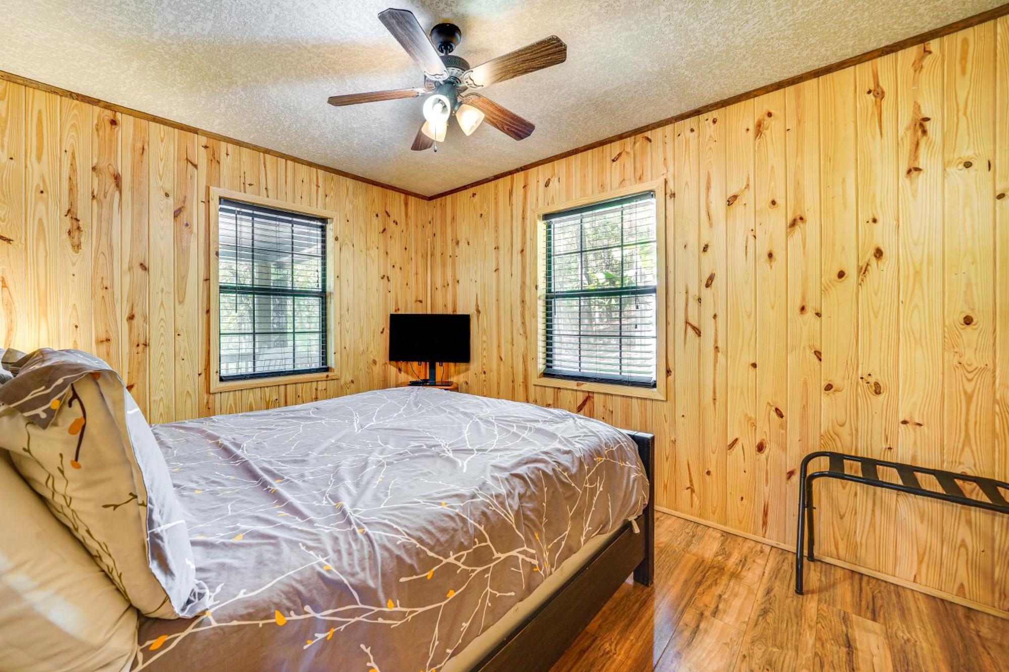 Broken Bow Cabin With Hot Tub And Game Room! Εξωτερικό φωτογραφία