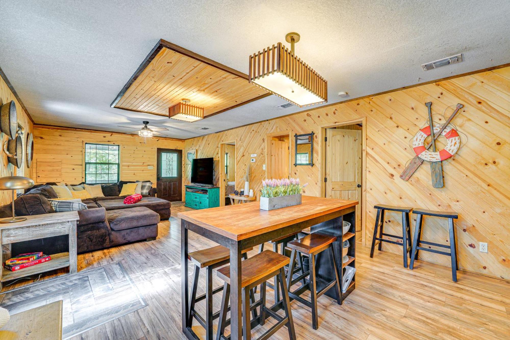 Broken Bow Cabin With Hot Tub And Game Room! Εξωτερικό φωτογραφία